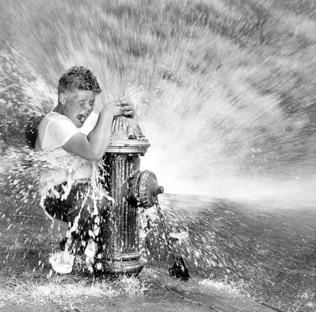 Why Hydrojetting is the Best Way to Clean Your RV’s Holding Tanks